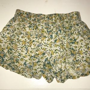 Floral Loose Shorts